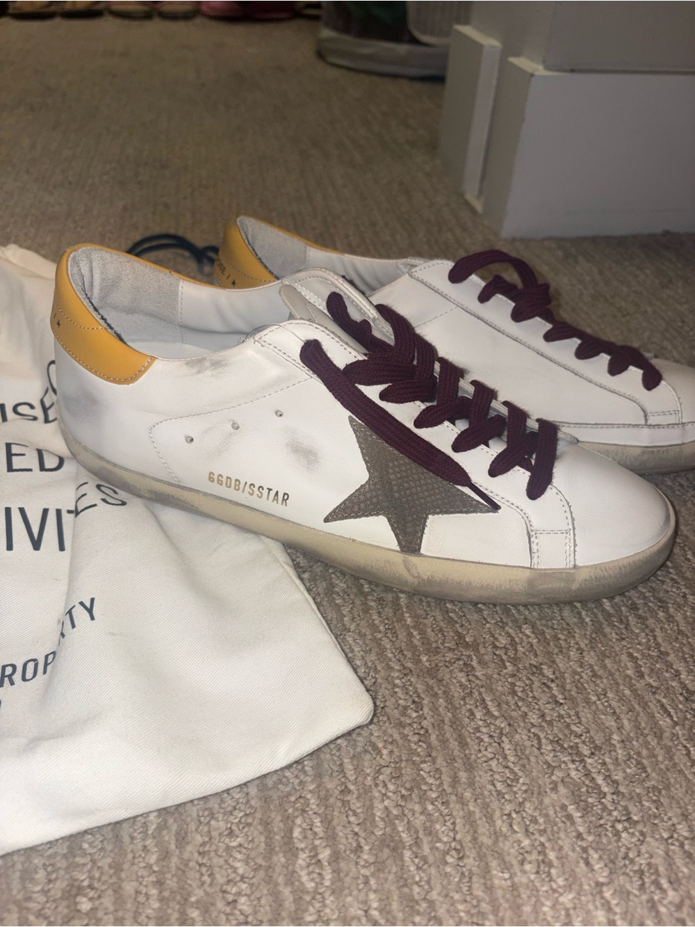 Golden Goose Super Star Sneakers
